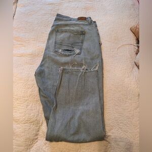 American Eagle Outfitters Light Blue Mom Jeans Jeans w/holes